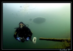 Buddy Daniel under the ice in a small pond ! Great fun :-) by Daniel Strub 